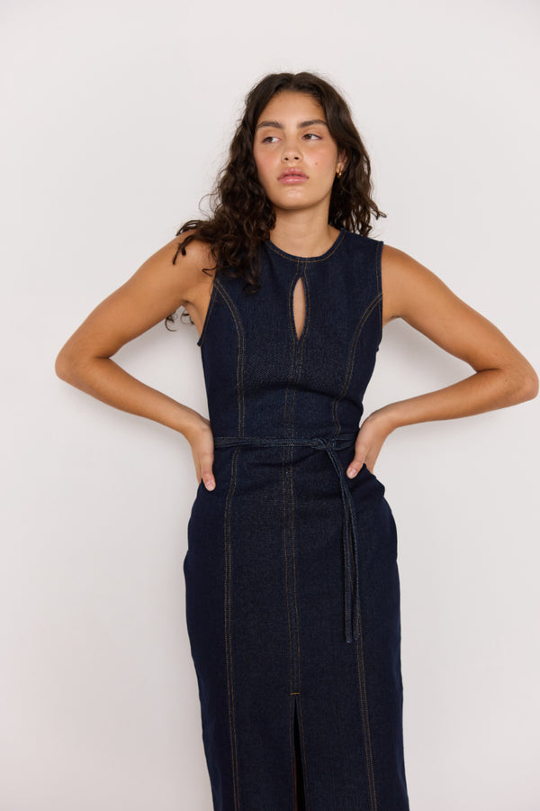 Robe Raya