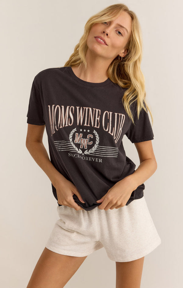 T-shirt Boyfriend - Moms Wine Club