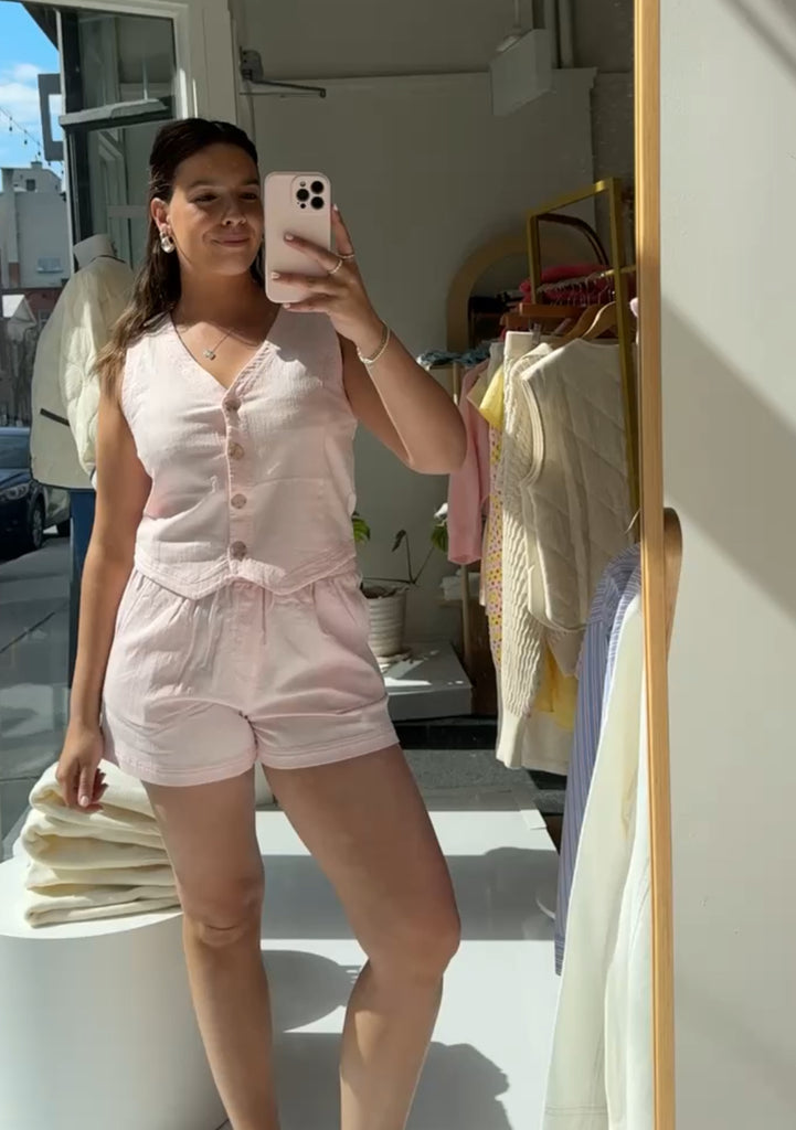Short Cleo